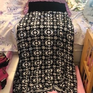 American Dream maxi skirt. Size L.